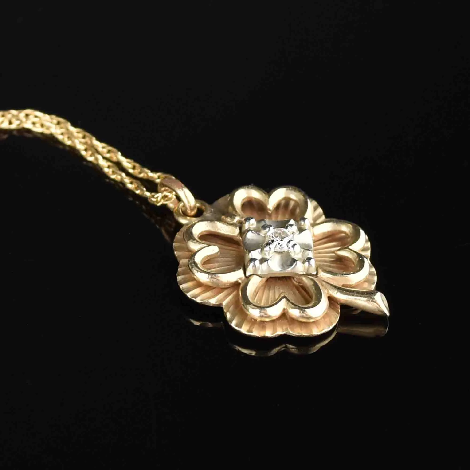 10K Gold Diamond Clover Pendant Necklace