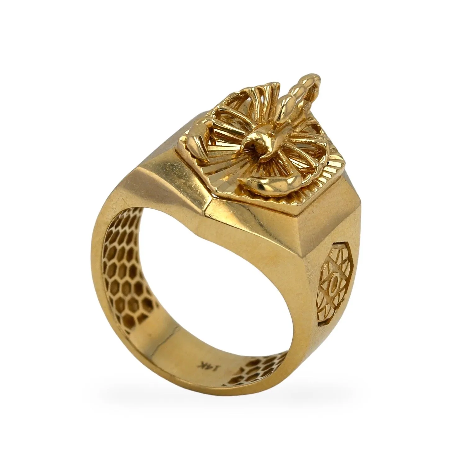 14k Yellow gold 3D Scorpion ring-223543