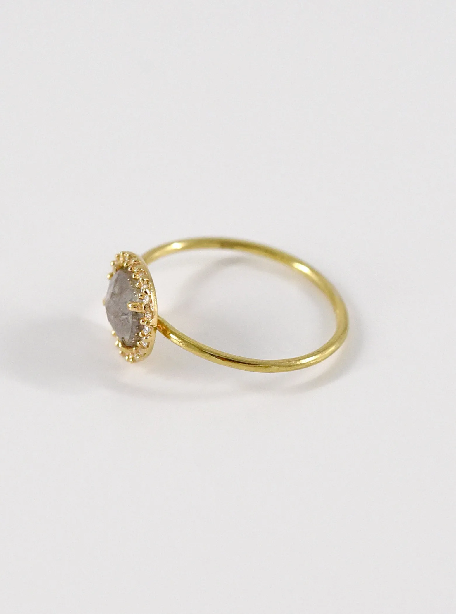 18K Solid Gold Natural Salt And Pepper Diamond Ring