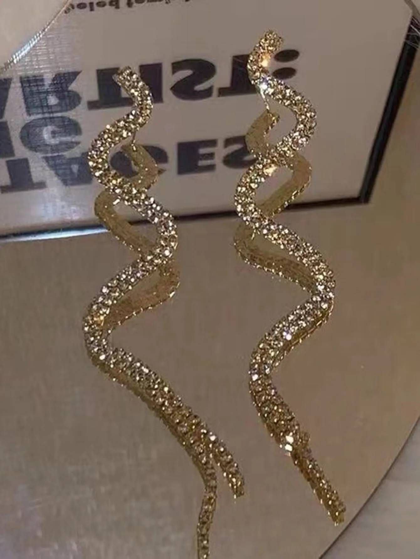 1pair Fashionable Alloy Long Snake Shape & Rhinestone Fringe Dangle Earrings For Ladies Party