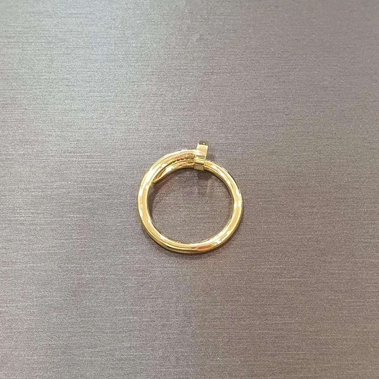 22k / 916 Gold Solid C nail Design Ring