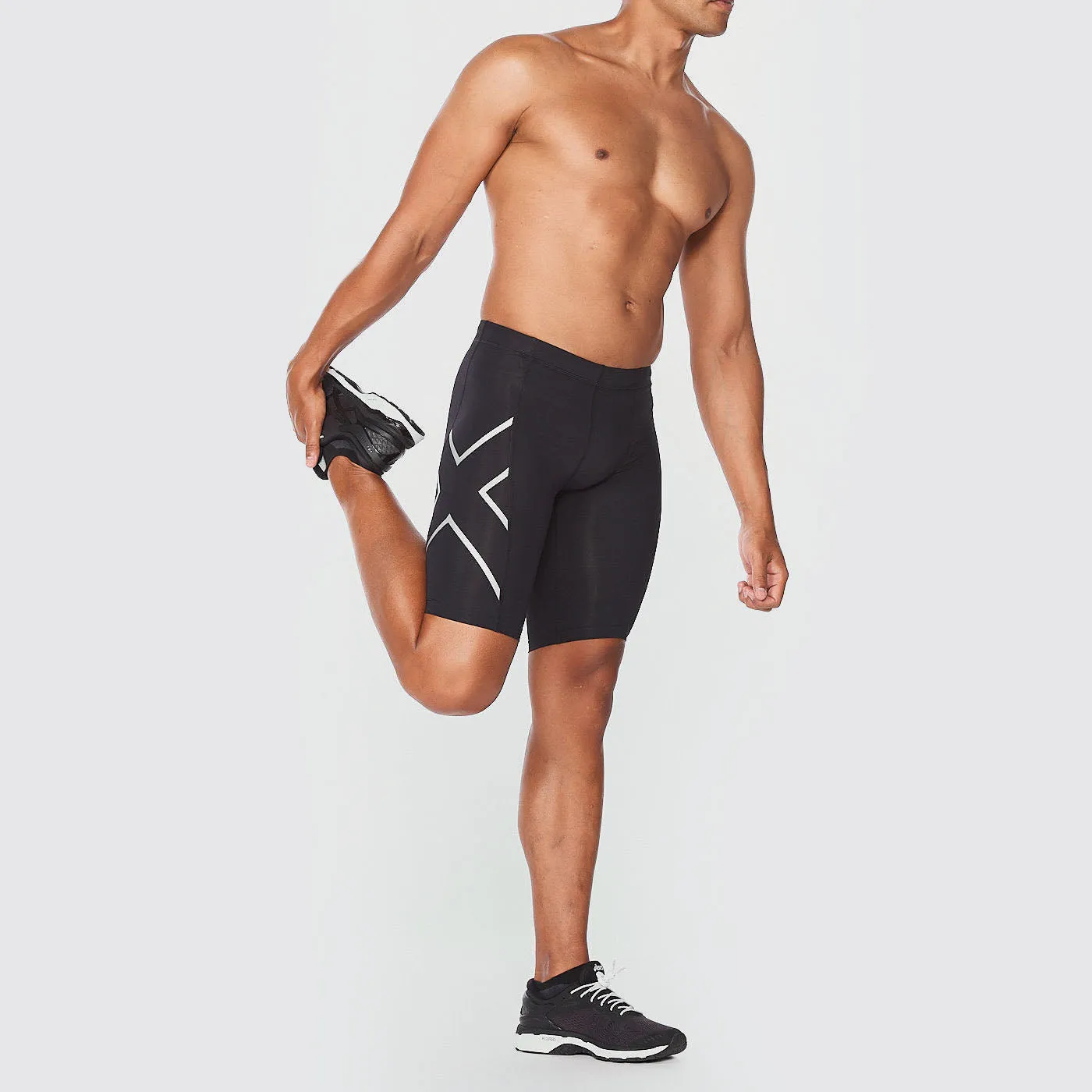 2XU - Men's Core Compression Shorts - Black/Silver