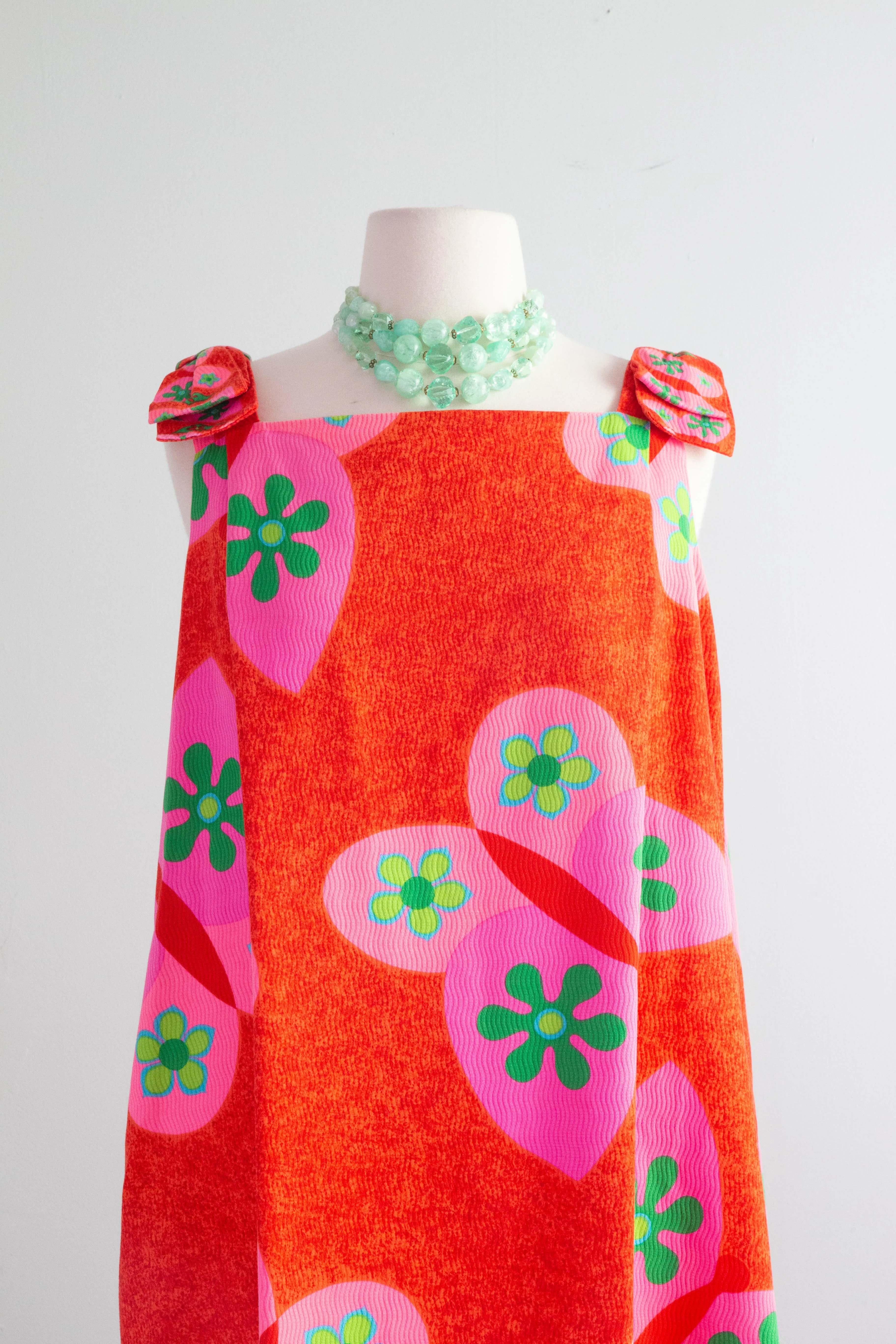 Adorable! 1960's Flower Power Cotton Trapeze Sundress / Medium