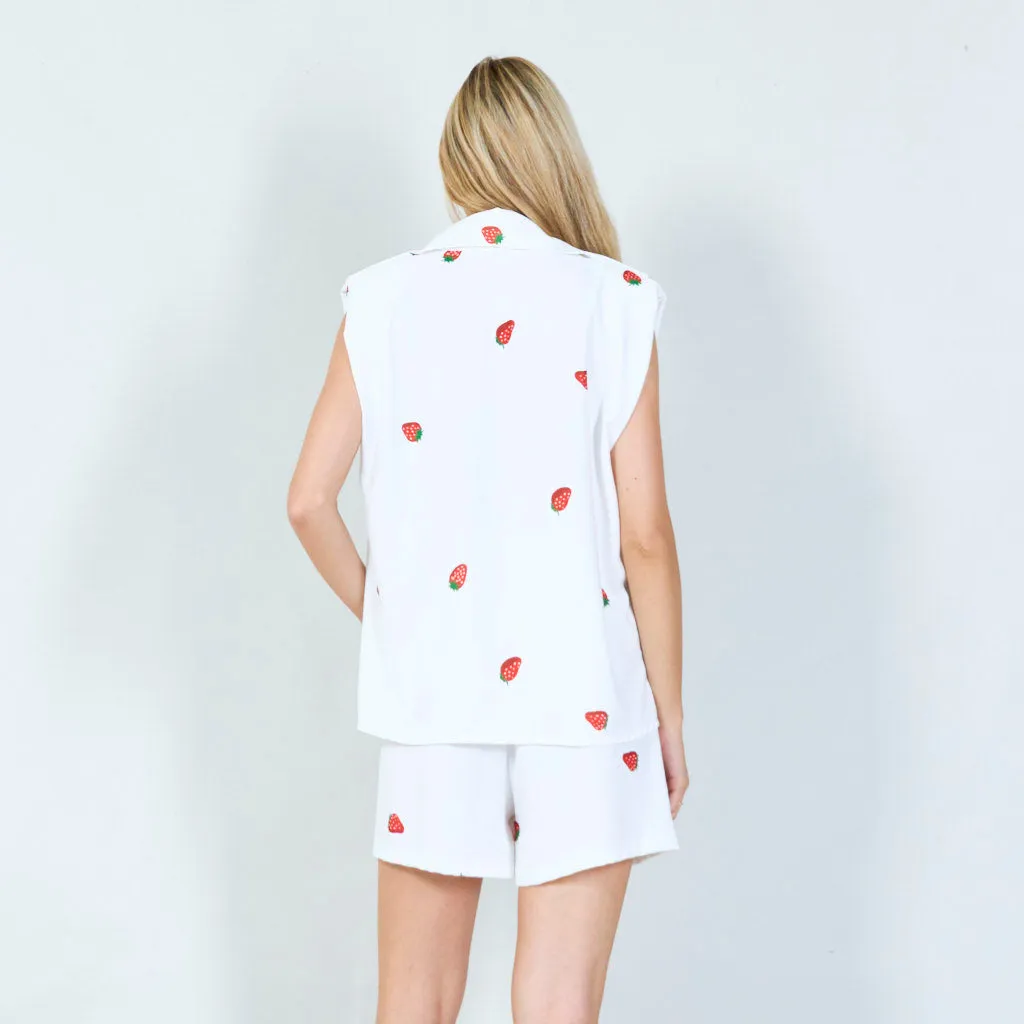 Cute strawberry print shirt and shorts set wholesale