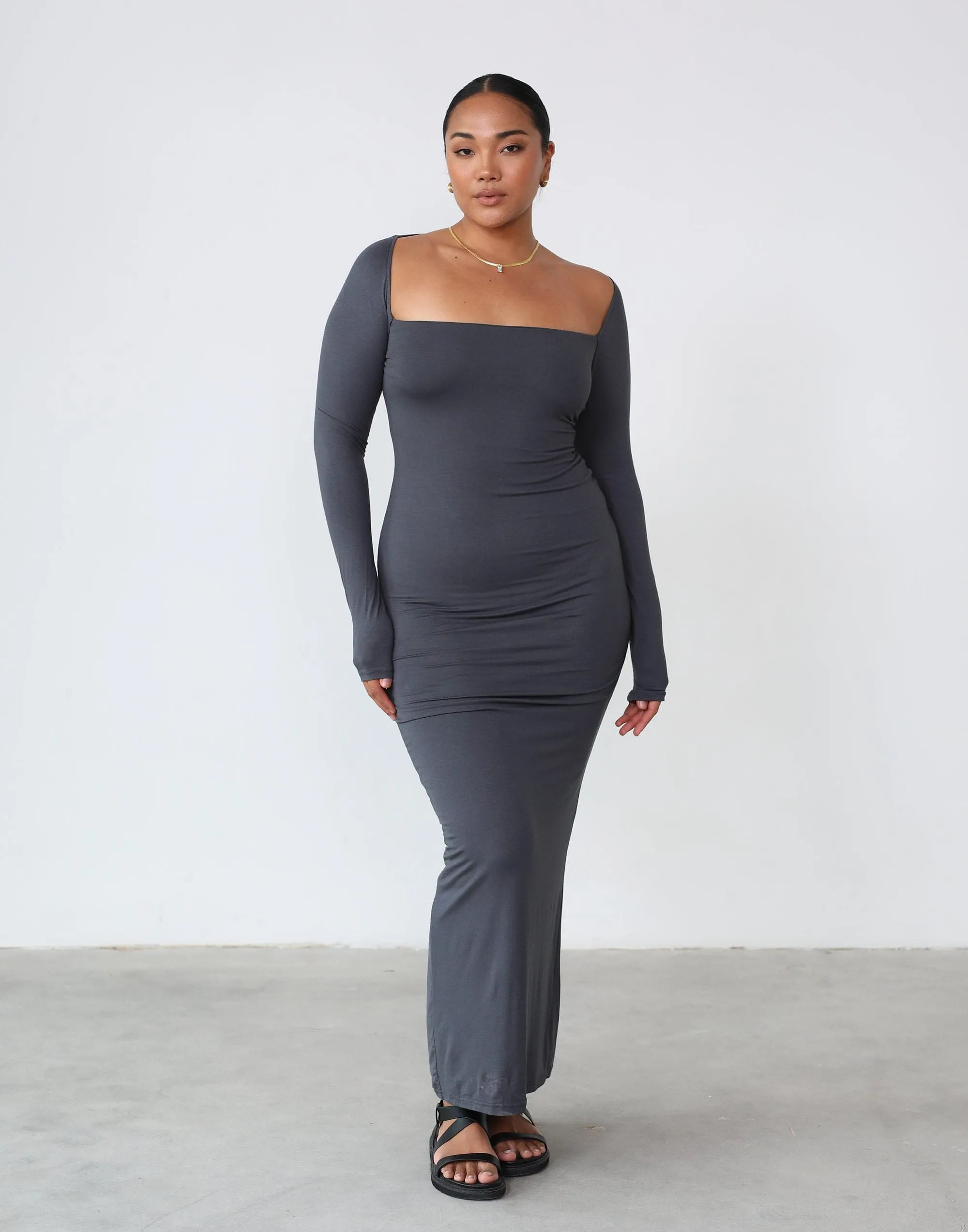 Eyes On Me Maxi Dress (Charcoal)