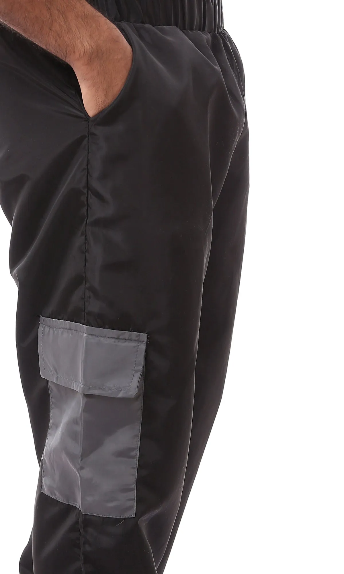 O174509 Black Waterproof Cargo Pants With Grey Pockets