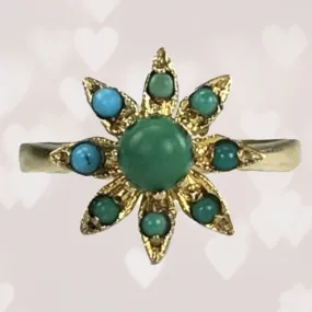 Vintage 1970s Turquoise Ring in a Yellow Gold Flower Setting. Blue and Green Turquoise.