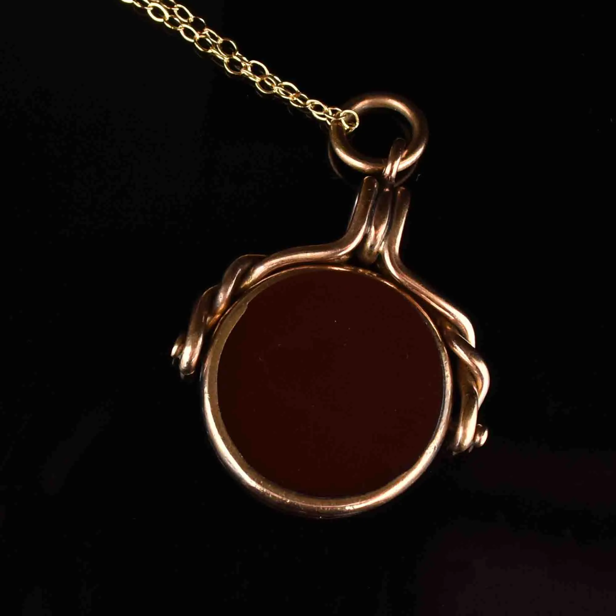 Vintage Carnelian Onyx Spinner Fob Pendant Necklace